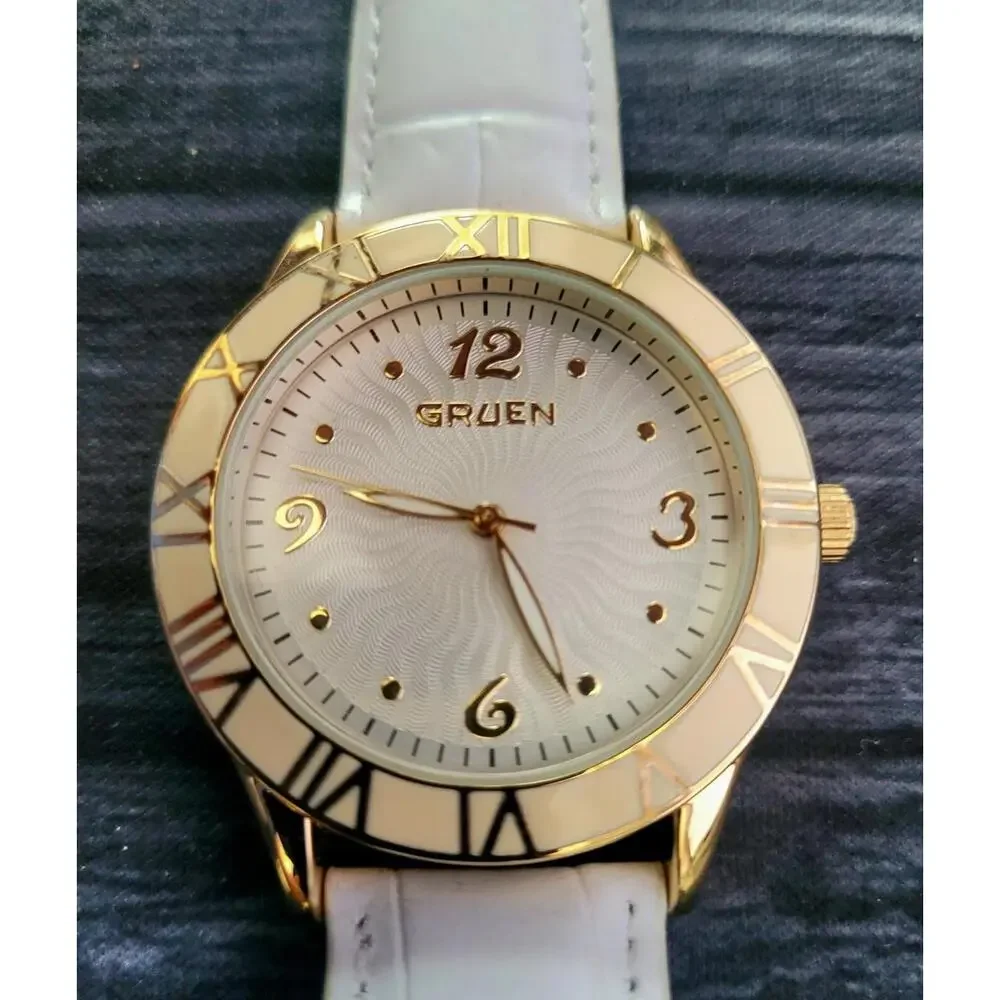 Rare Gruen Watch Ceramic Roman Bezel Guilloche Dial‎ W Box